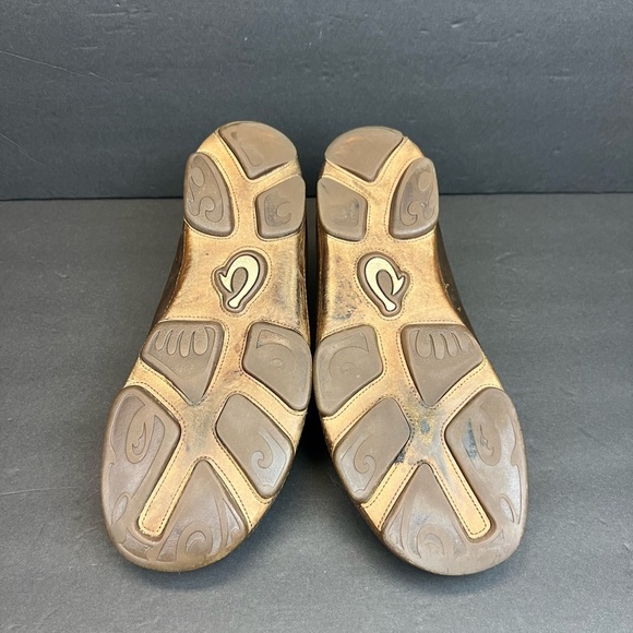 OluKai Dark Brown Leather Slip-Ons Mens Size 11 - Picture 9 of 10